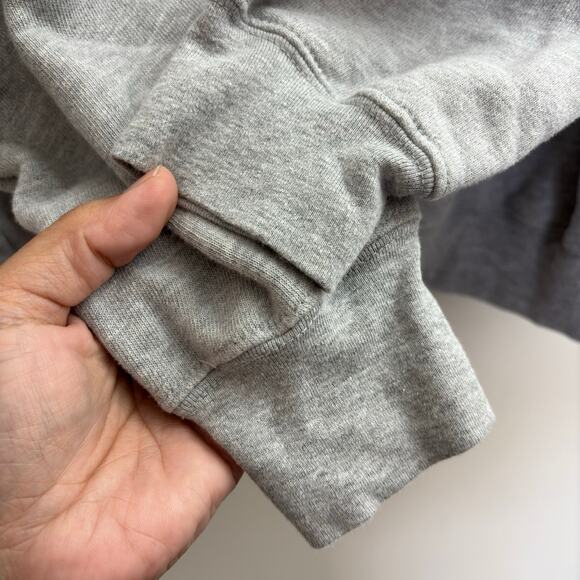 Bravo Mazel Gray Crew Neck Pullover Long Sleeve Sweater Unisex Size Small - Picture 3 of 5